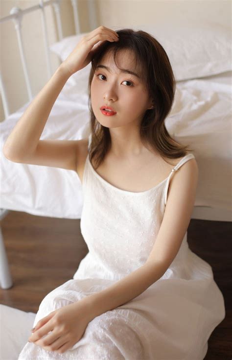 ฟุตบอล อุปกรณ์-เฮ้ยๆ ทุกคน! มีเกมดีๆ มาแนะนำจ้า 'ฟุตบอล อุปกรณ์' นี่แหละ! ฟังดูแปลกๆ ใช่มั้ย? 555 มานี่เล่าให้ฟังเลย!